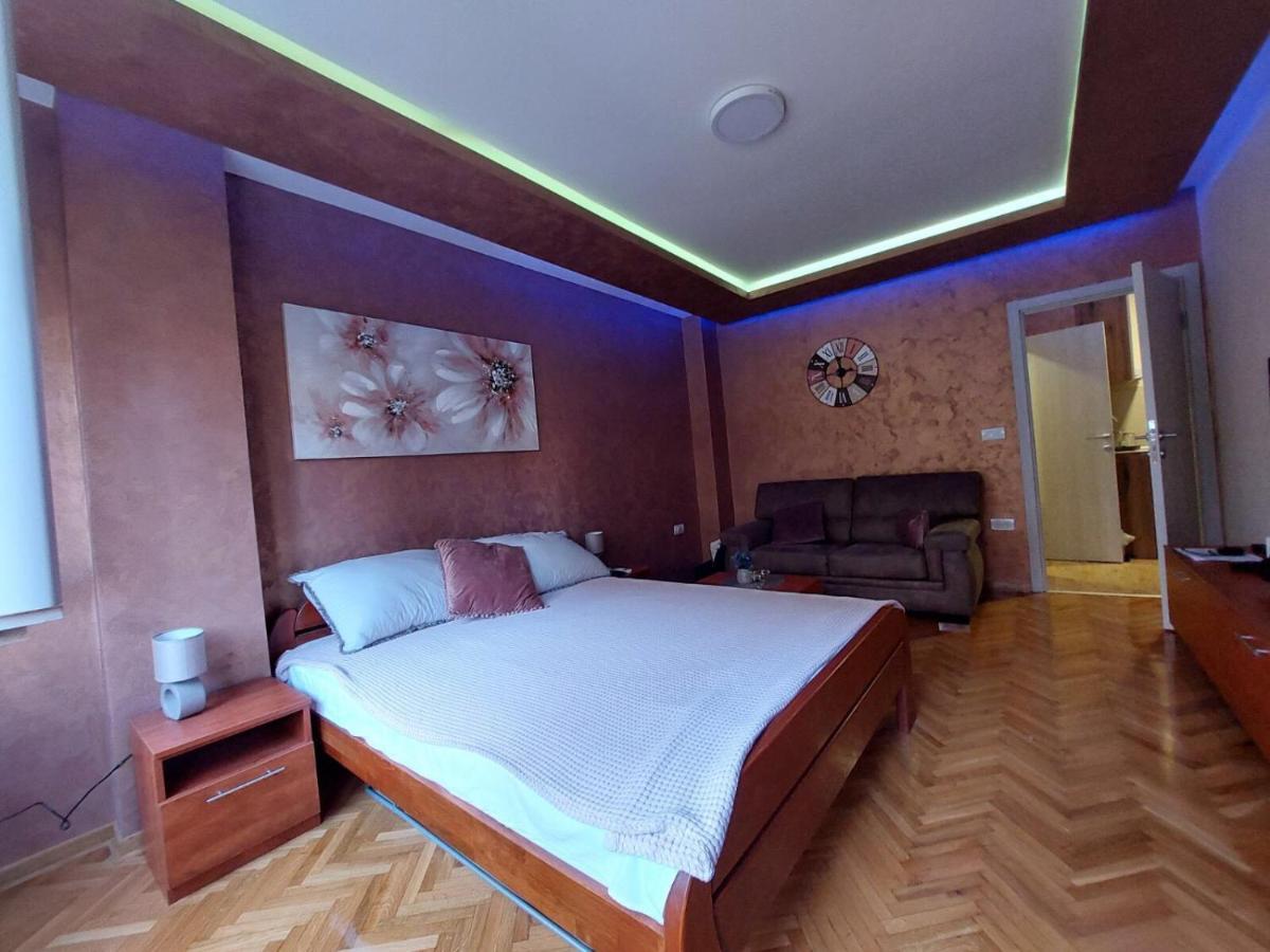 Cuca Apartments Belgrado Exterior foto